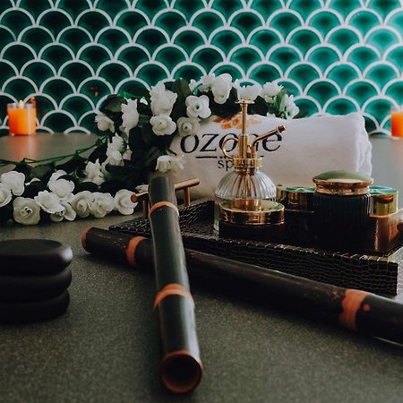 Doubletree By Hilton Fujairah City 外观 照片 A set of OZO