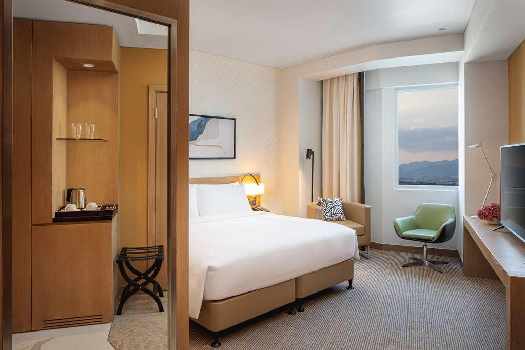 Doubletree By Hilton Fujairah City 客房 照片