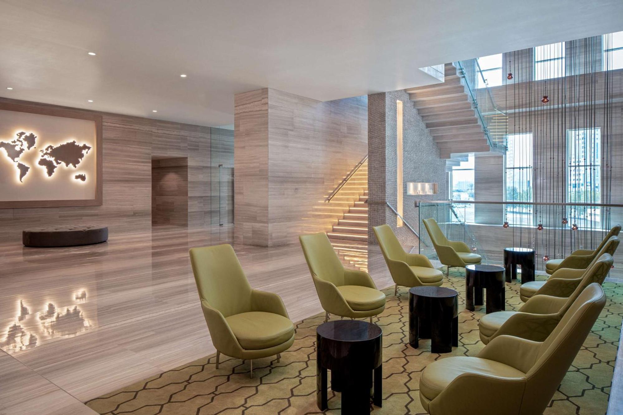 Doubletree By Hilton Fujairah City 外观 照片 The lobby of the hotel
