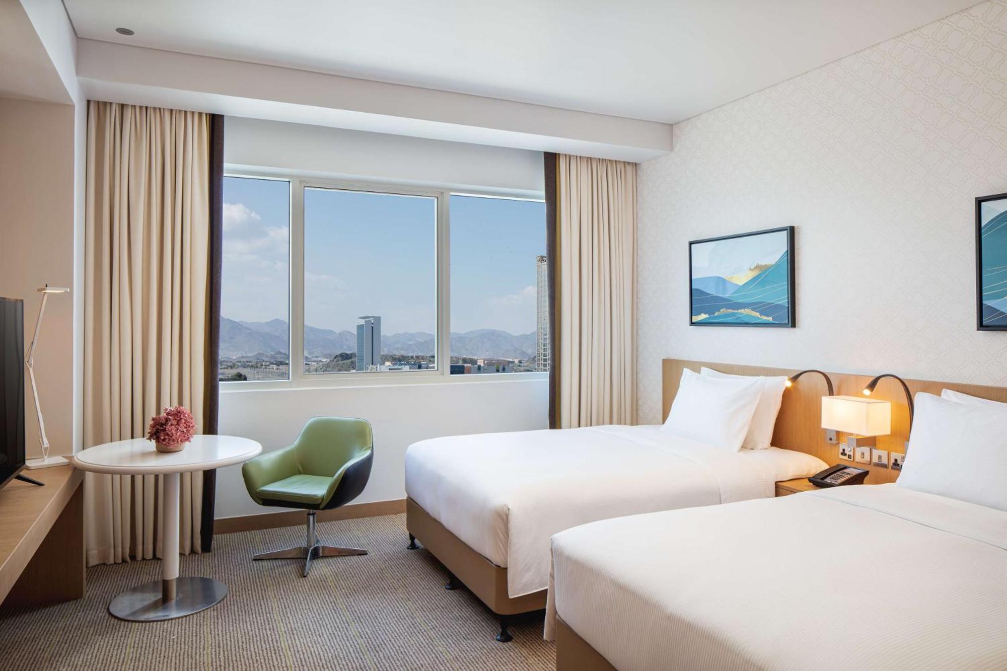 Doubletree By Hilton Fujairah City 外观 照片