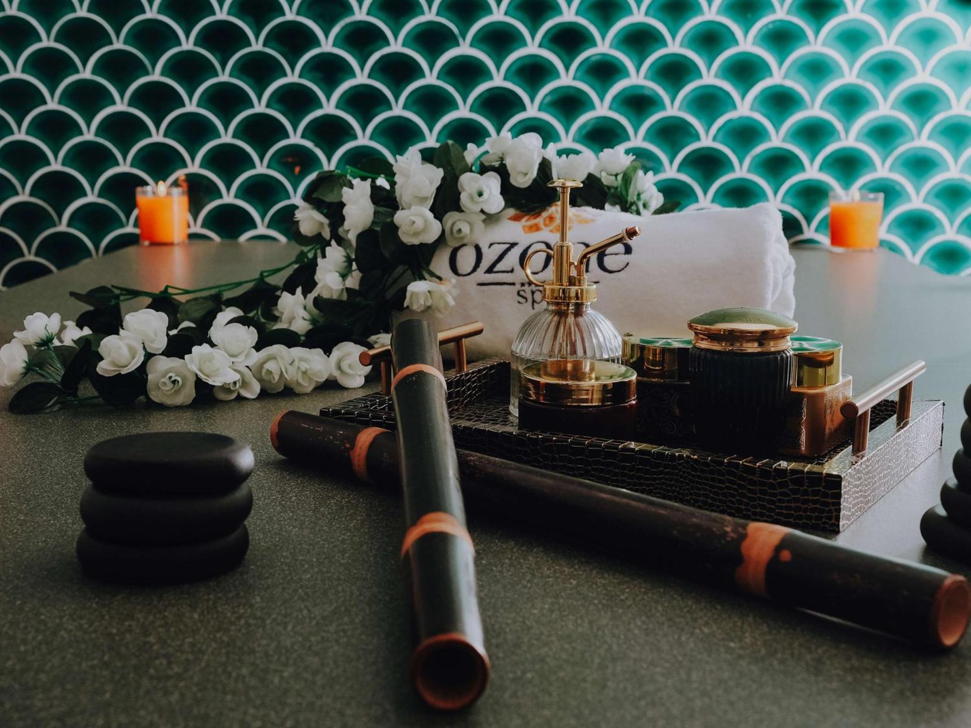Doubletree By Hilton Fujairah City 外观 照片 A set of OZO